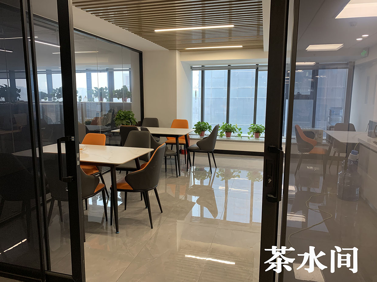 我们搬家啦......